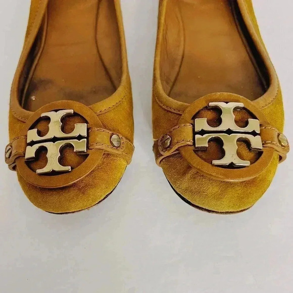 Tory Burch Yellow Suede Flats With Gold Emblem Leather Ballet Flats Size 6.5 - Picture 5 of 11